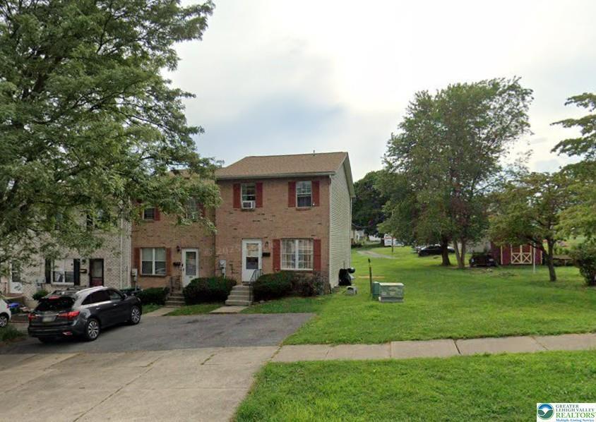 227 8th Ave in Bethlehem, PA - Building Photo