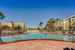 4650 Cove Cir in St. Petersburg, FL - Building Photo - Building Photo