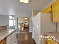 2178 Alisa Maria Way in Las Vegas, NV - Building Photo - Building Photo