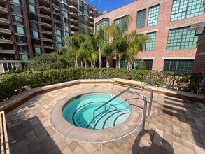 500 W Harbor Dr in San Diego, CA - Building Photo - Building Photo