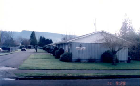 1505 Bonney Ave in Sumner, WA - Building Photo