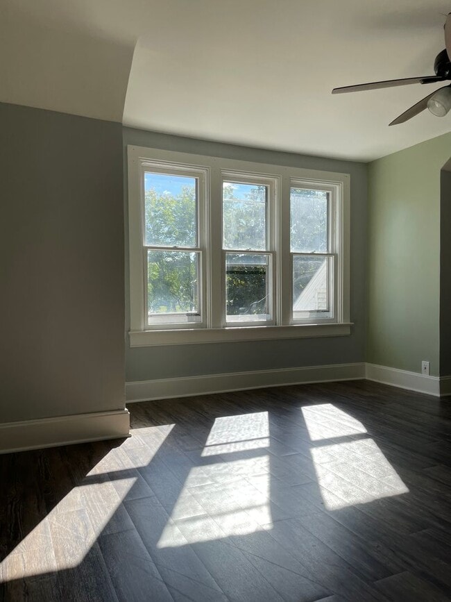 property at 406 15th St S