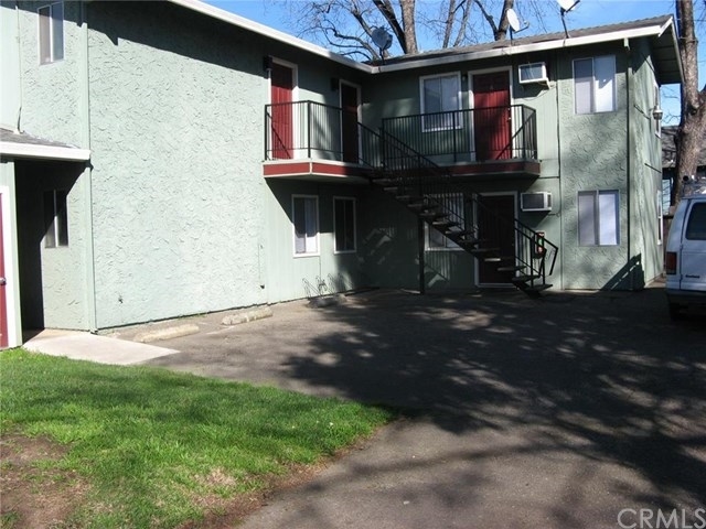 1147 W 6th St in Chico, CA - Building Photo