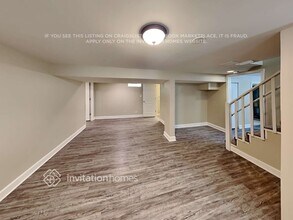 5451 N Nagle Ave in Chicago, IL - Building Photo - Building Photo