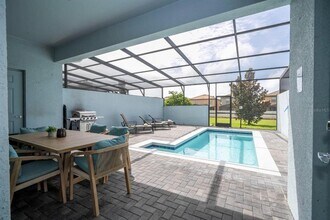 8906 Sydney Ave in Kissimmee, FL - Building Photo - Building Photo