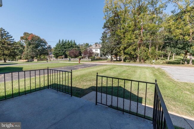 property at 15 Ritters Ln