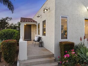 4825 Biona Dr in San Diego, CA - Building Photo - Building Photo