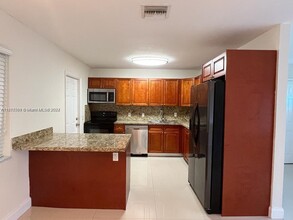 1125 NW 16th Ct in Fort Lauderdale, FL - Building Photo - Building Photo