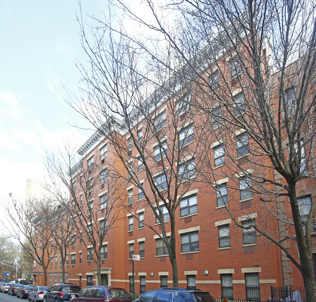 551 Warren St in Brooklyn, NY - Foto de edificio - Building Photo