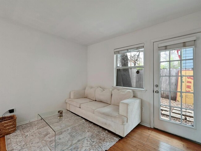 property at 1110 W 22nd St