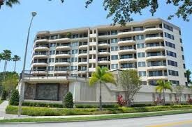 401 E Robinson St in Orlando, FL - Building Photo