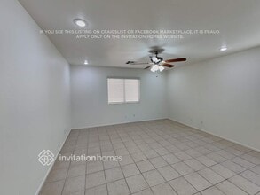 9274 Hollander Ave in Las Vegas, NV - Building Photo - Building Photo