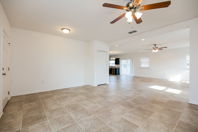 1519 SW 20th Ave in Cape Coral, FL - Building Photo - Building Photo