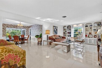 7521 SW 165th Terrace in Palmetto Bay, FL - Building Photo - Building Photo