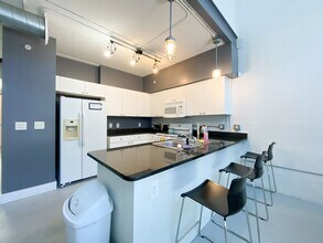 2515 SW 35th Pl in Gainesville, FL - Building Photo - Building Photo