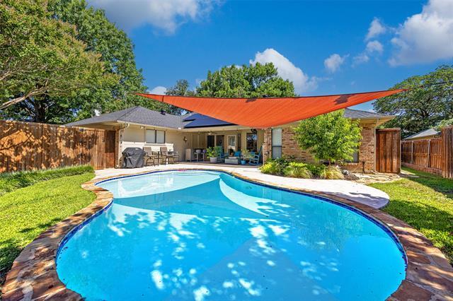 2562 Primrose Dr