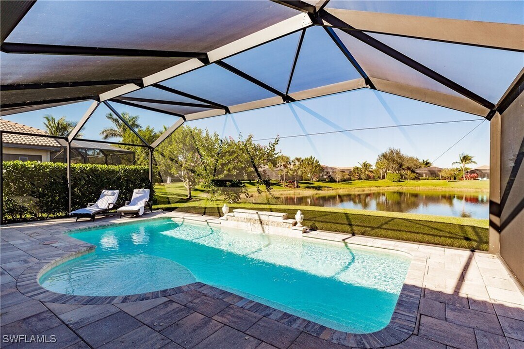 9917 Alhambra Ln in Bonita Springs, FL - Building Photo