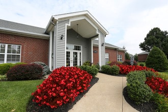 Garden Gate Apartments in Louisville, KY - Foto de edificio - Building Photo