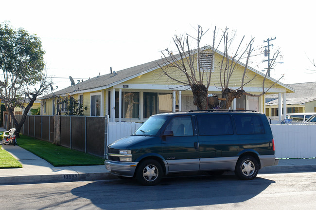 10602 Rose St in Stanton, CA - Foto de edificio - Building Photo