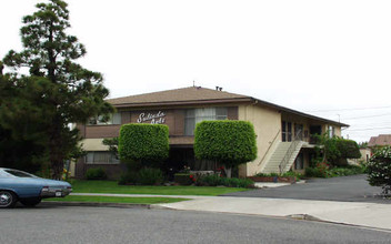 Sulinda Apartments in Garden Grove, CA - Building Photo - Building Photo