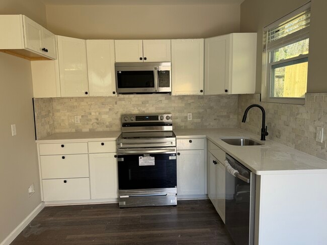 3917 Crane St in Savannah, GA - Building Photo - Building Photo