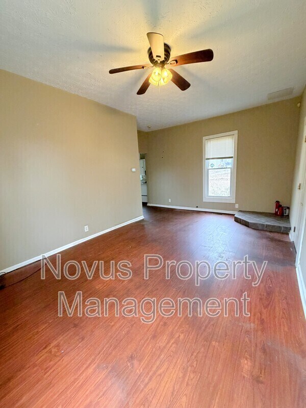 222 1st St in Carrollton, GA - Building Photo - Building Photo