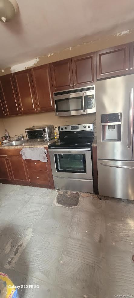property at 88-25 Lyman St