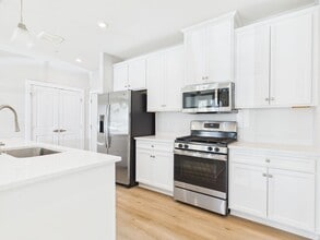 6601 Citory Way in Moseley, VA - Building Photo - Building Photo