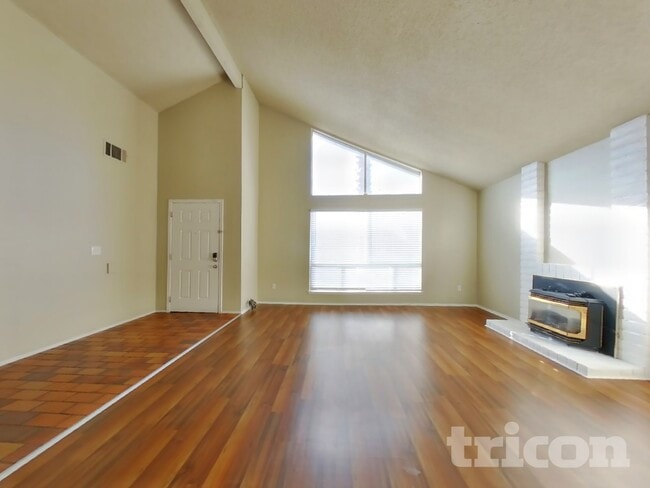 1104 Waxwing Ln in Suisun City, CA - Foto de edificio - Building Photo