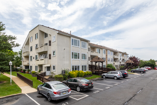 Fountain Pointe in Philadelphia, PA - Foto de edificio - Building Photo