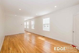 217 Arlington St in Medford, MA - Foto de edificio - Building Photo
