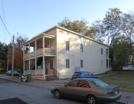 154 SE Carroll St Apartments