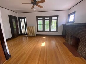 607 N Humphrey Ave, Unit #2 in Oak Park, IL - Building Photo - Building Photo