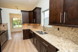 10821 La Salinas Cir in Boca Raton, FL - Building Photo - Building Photo