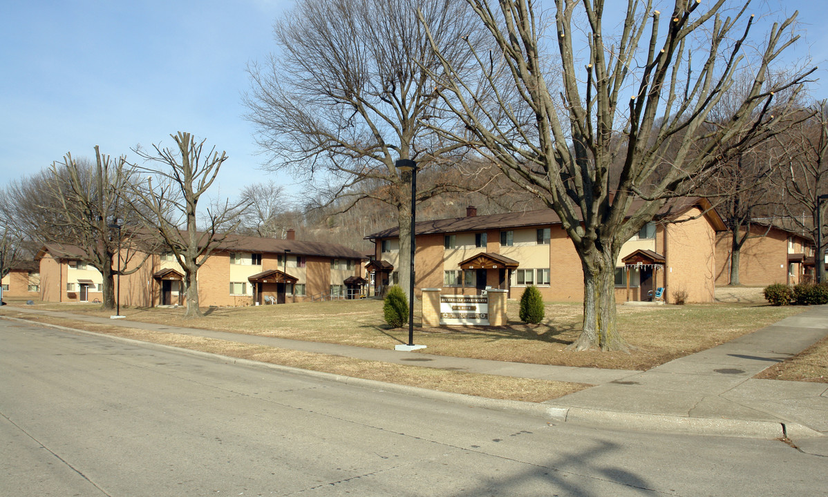 Riverhills Apartments in Ironton, OH - Building Photo