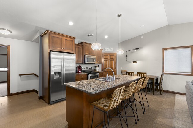 1064 W Willis Wy in Appleton, WI - Building Photo - Building Photo