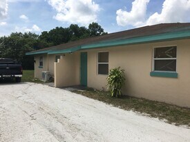 917 NW 11th St, Unit 917B in Okeechobee, FL - Building Photo