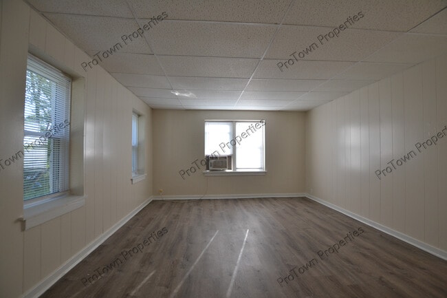 120 E North St, Unit B3 in Manhattan, IL - Building Photo - Building Photo
