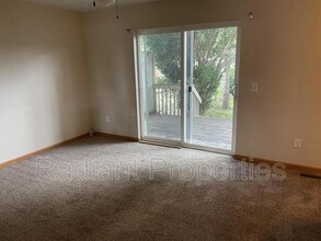 1530 E 16th St in Des Moines, IA - Building Photo - Building Photo