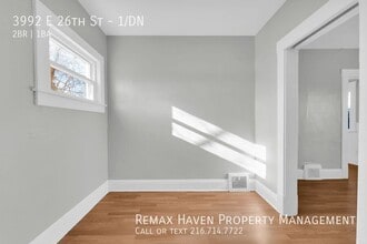 3992 E 26th St in Newburgh Heights, OH - Building Photo - Building Photo