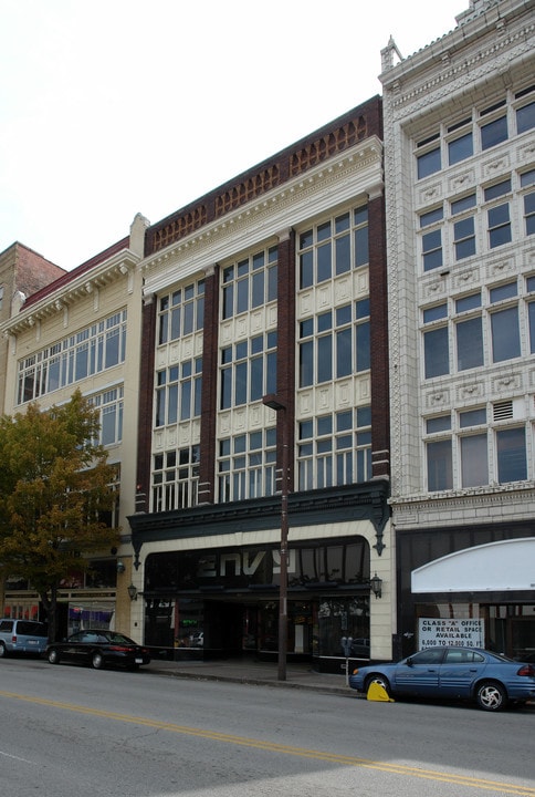 Renaissance Building Suite in Huntington, WV - Building Photo