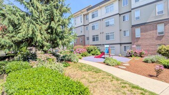 9422 Victor St in Chilliwack, BC - Building Photo