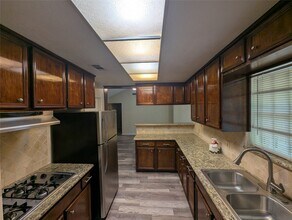 5203 Heathercrest Dr in Houston, TX - Building Photo - Building Photo