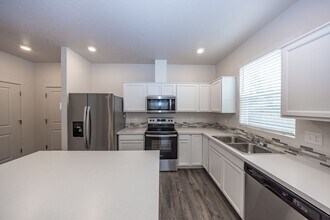 503 NE 71st St in Vancouver, WA - Building Photo - Building Photo