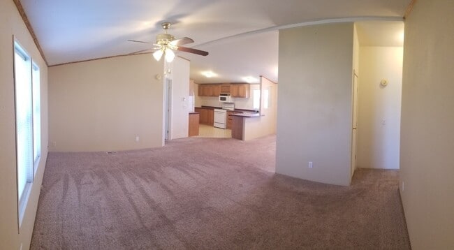 4538 W 1000 N in Rexburg, ID - Building Photo - Building Photo