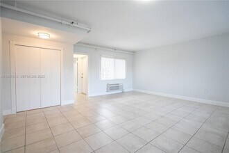 8300 Abbott Ave in Miami Beach, FL - Building Photo - Building Photo