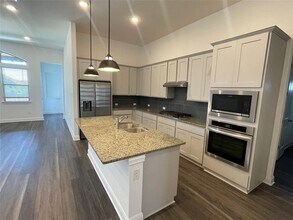 185 Monroe Dr in Kyle, TX - Building Photo - Building Photo