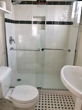 426 W Cereza Way in Long Beach, CA - Building Photo - Building Photo