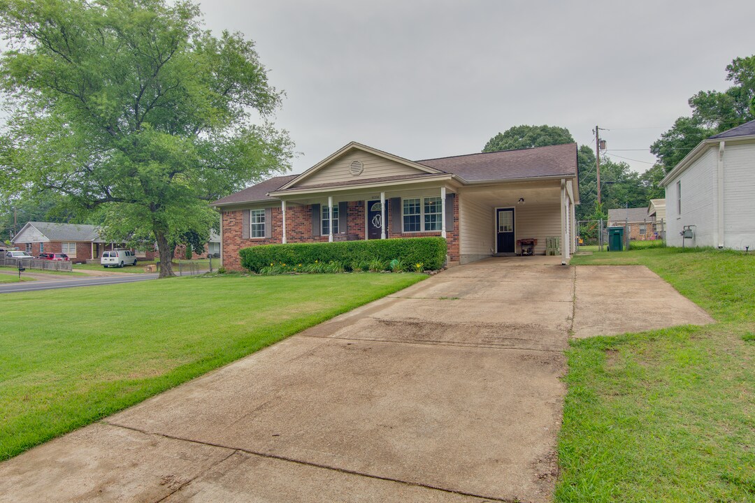 8358 Concord Cove in Southaven, MS - Building Photo