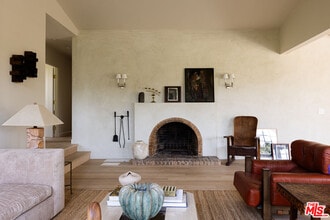 4228 Los Nietos Dr in Los Angeles, CA - Foto de edificio - Building Photo